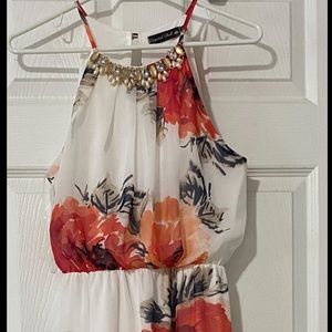 Beautiful light flowing Maxi dress, never worn